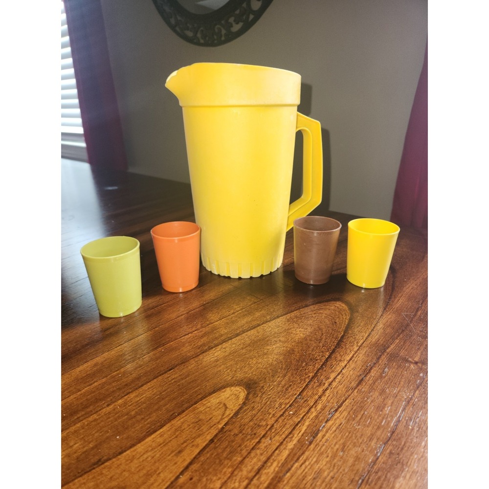 Vintage 1970s Tupperware Yellow Pitcher & 4 Tumblertoy Mini Bell Cups Set Retro